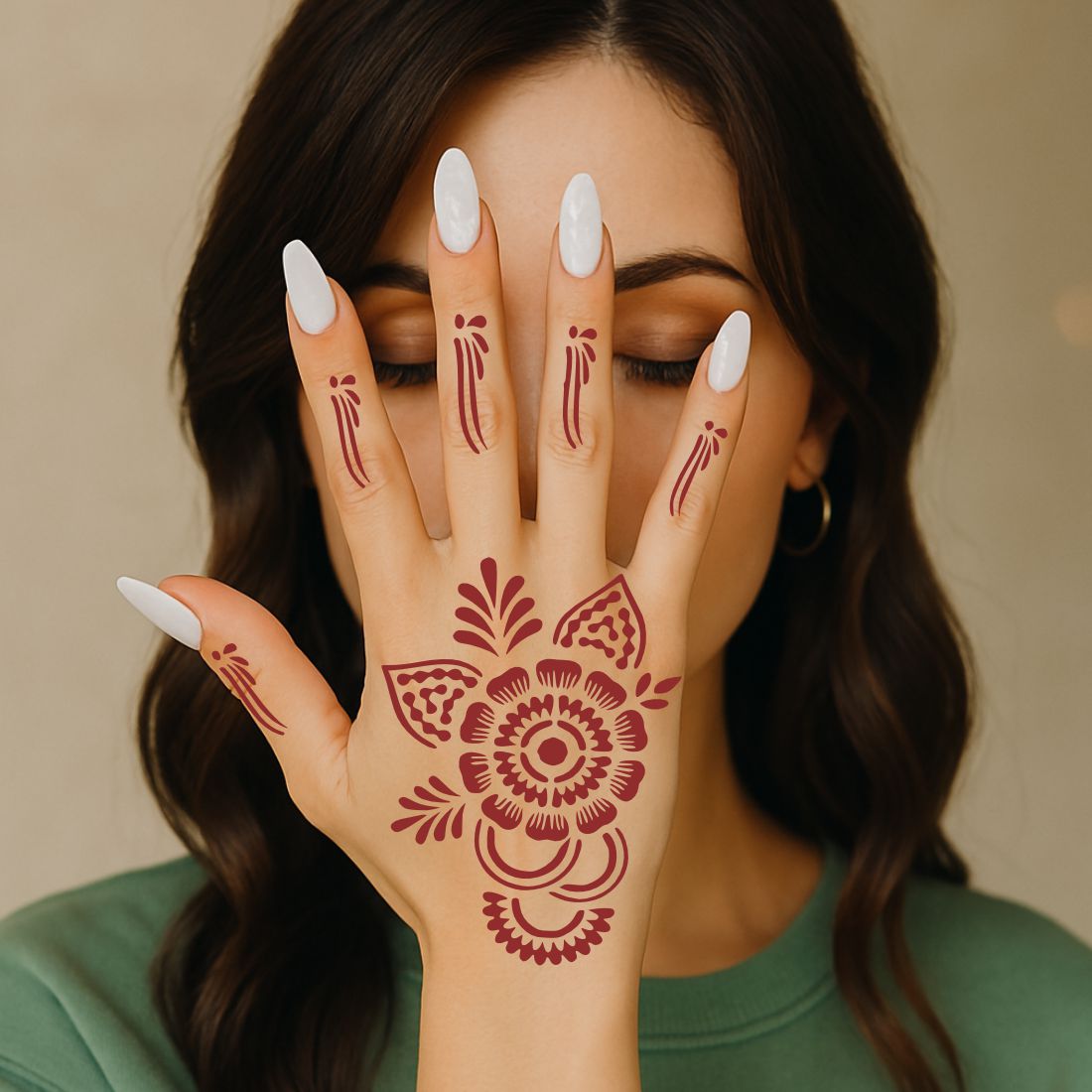 Creative Hand Mehndi Look Easy to Apply & Perfect for All Occasions