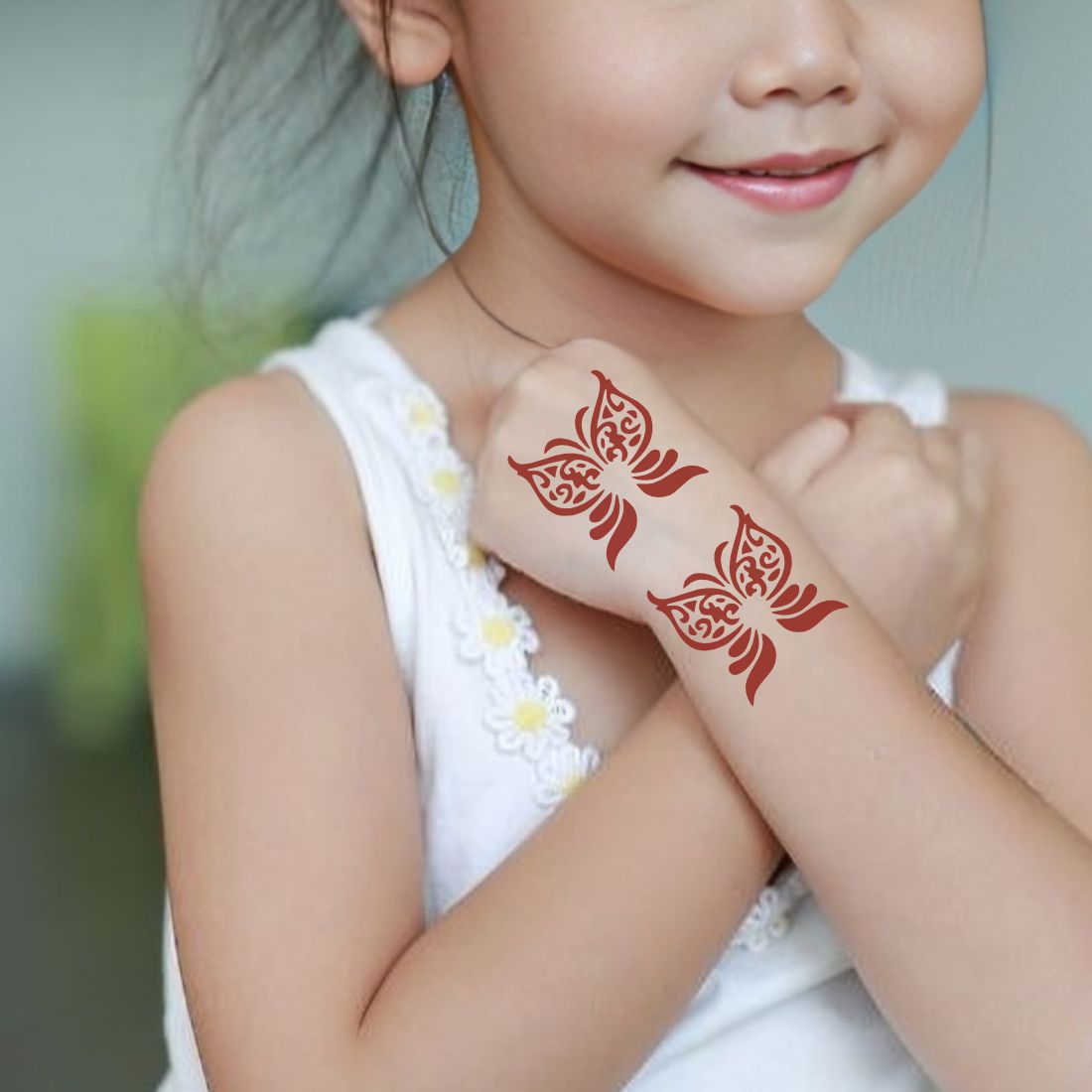 Bold Flower and Vine Style Mehndi Stencil Stickers for Quick Glam Look