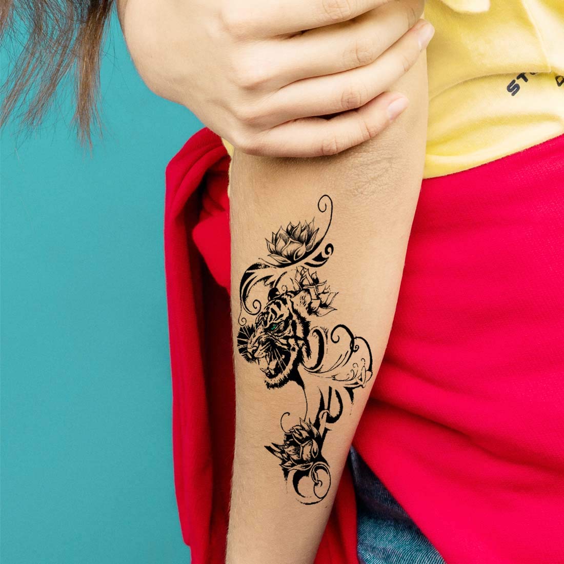 Temporary Tattoowala Lion Tattoo Waterproof Men and Women Temporary Body Tattoo
