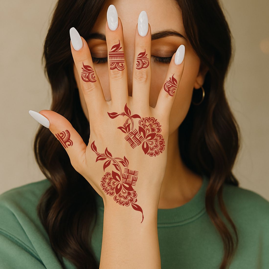 Creative Flower Mehndi Stencil Featuring Curved Leaf Patterns & Line Details