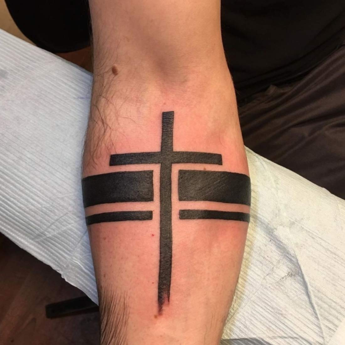 Jesus Carrying Cross Crucifix Temporary Tattoo Sticker - OhMyTat